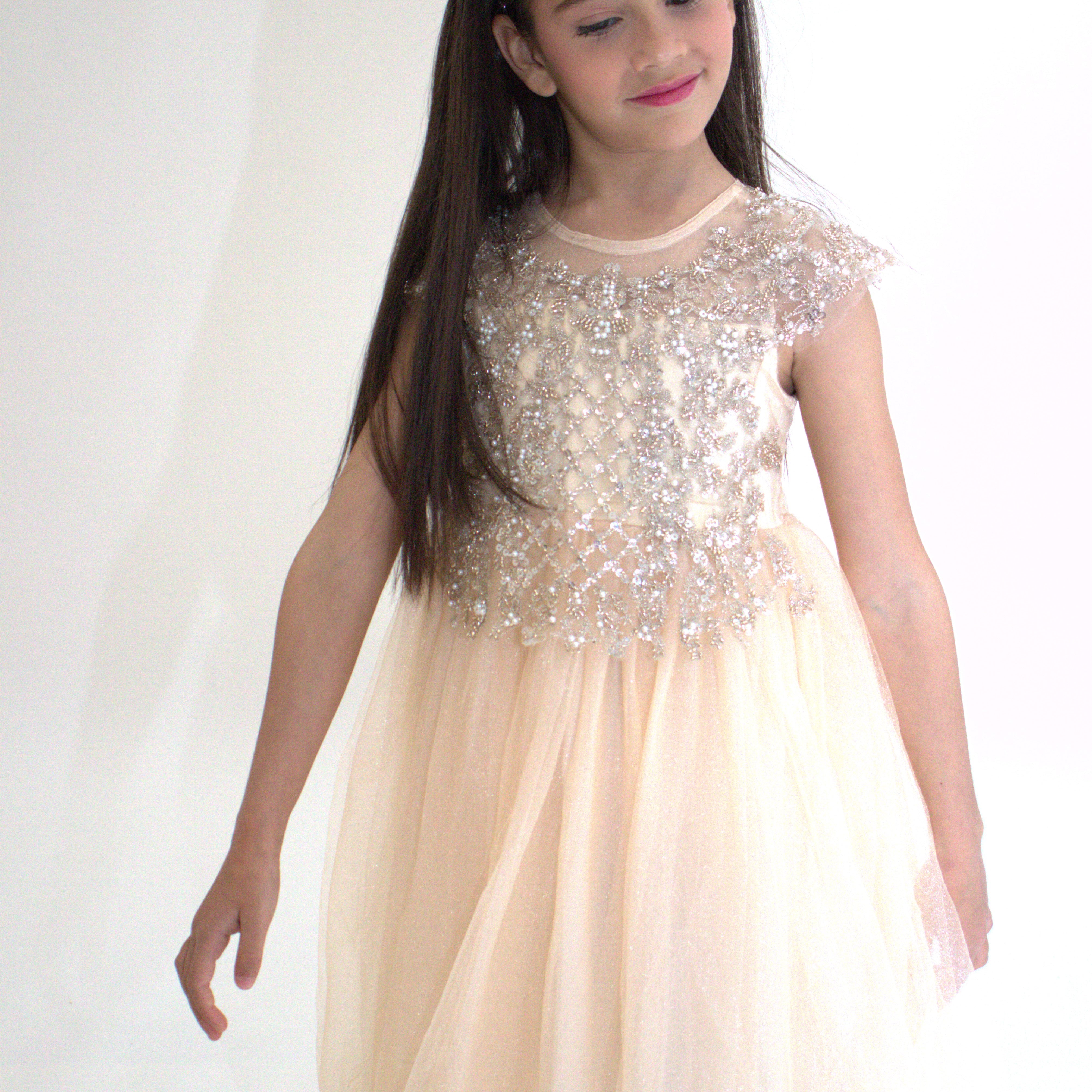 Robe de cérémonie ANABELLA - Pêche -Taille: 130 cm (4/5 ans) ouvert — Yuko B.