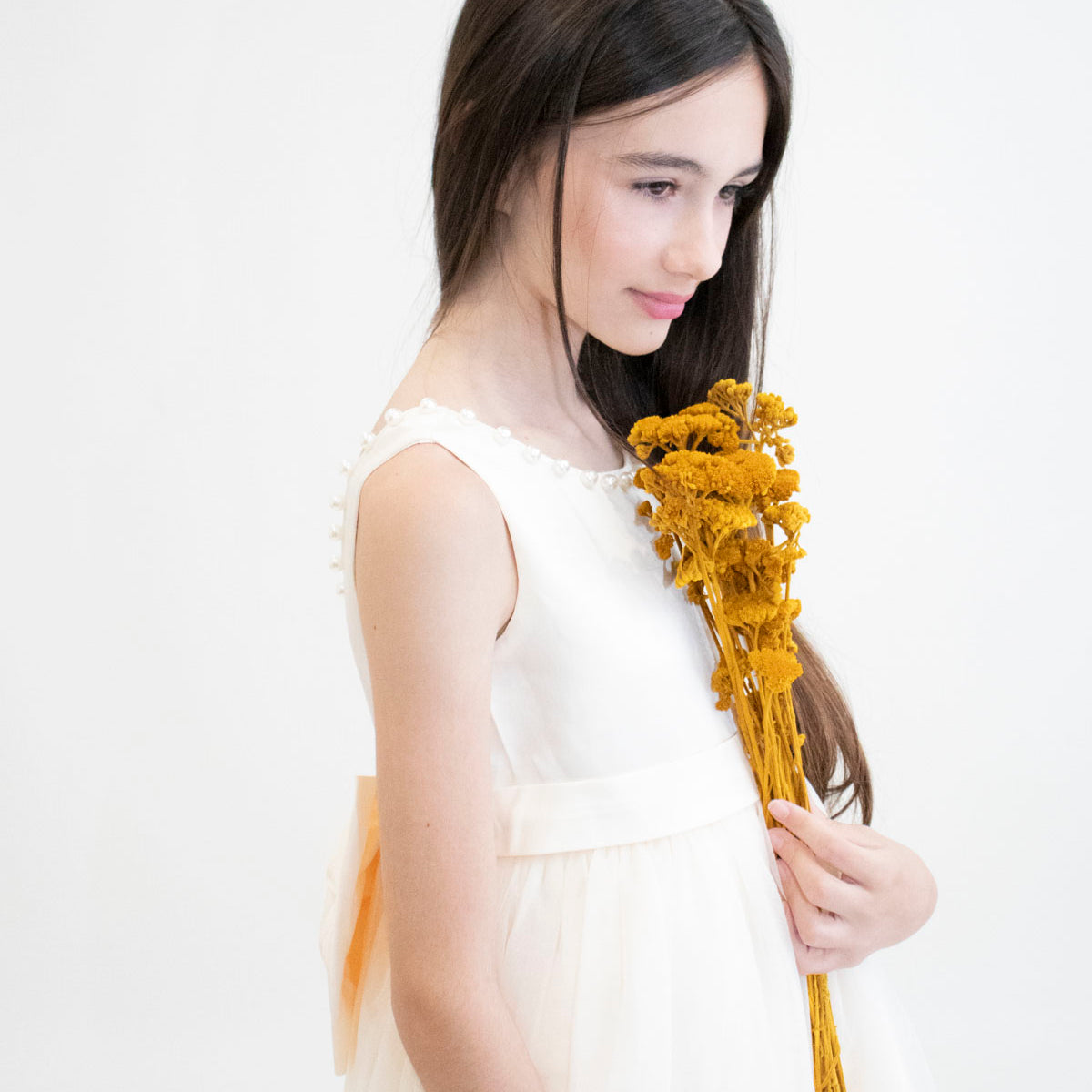 Robe de cérémonie CARMELINE - Beige - Taille: 120 cm (4/5 ans) lifestyle — enfant Yuko B.