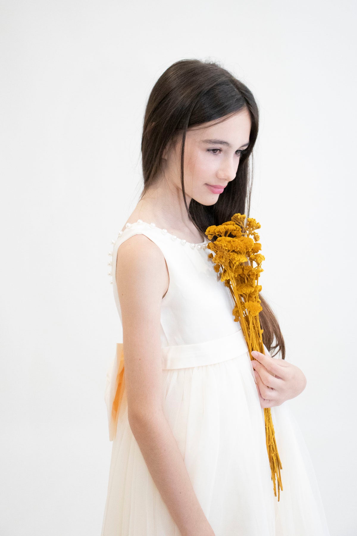 Robe de cérémonie CARMELINE - Beige - Taille: 120 cm (4/5 ans) lifestyle — enfant Yuko B.