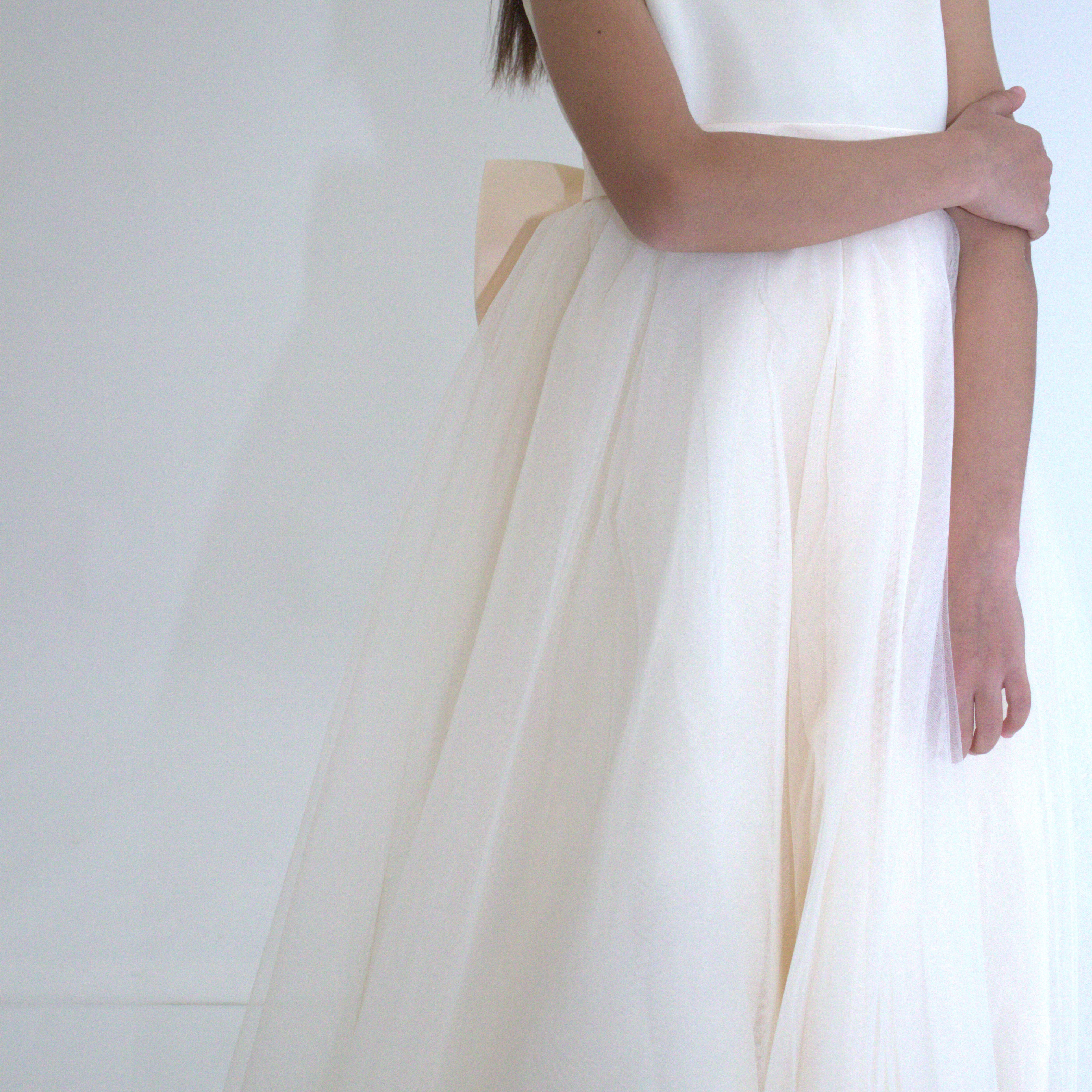 Robe de cérémonie CARMELINE - Beige - Taille: 130 cm (7/8 ans) — accessoire enfant Yuko B.