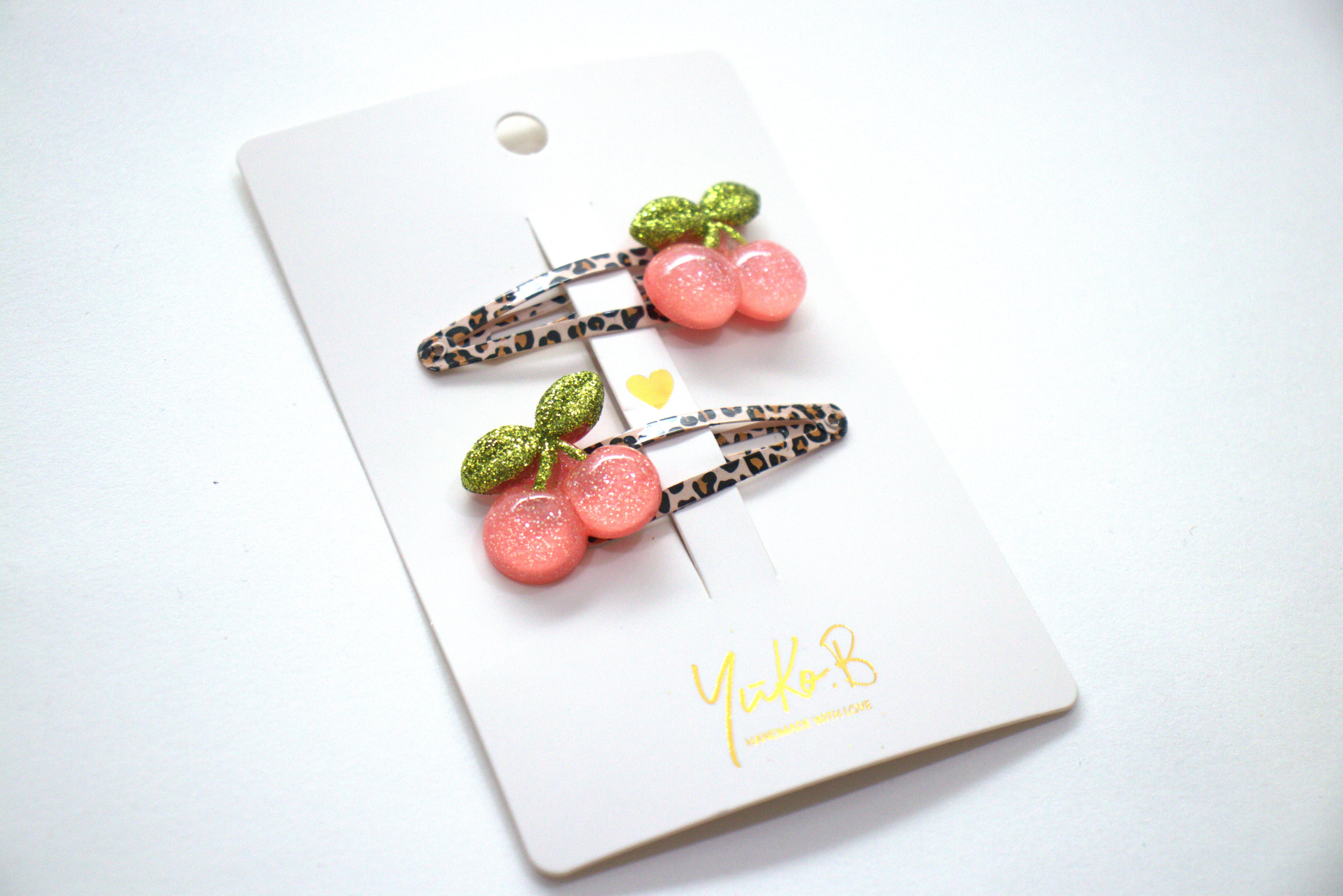 Barrettes Cherries - Cerises - Nouveauté! ouvert — Yuko B.