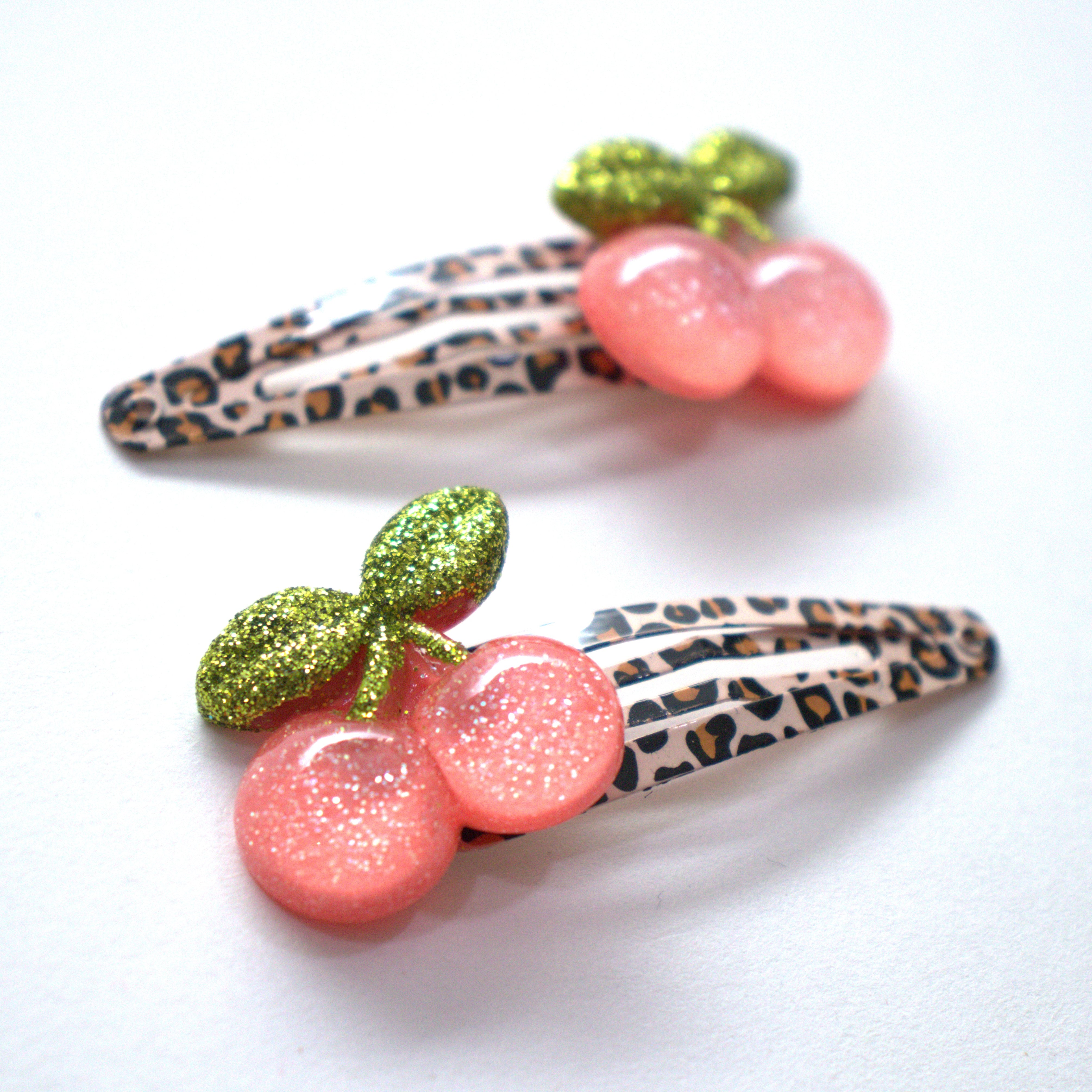 Barrettes Cherries - Cerises - Nouveauté! détail — Yuko B.