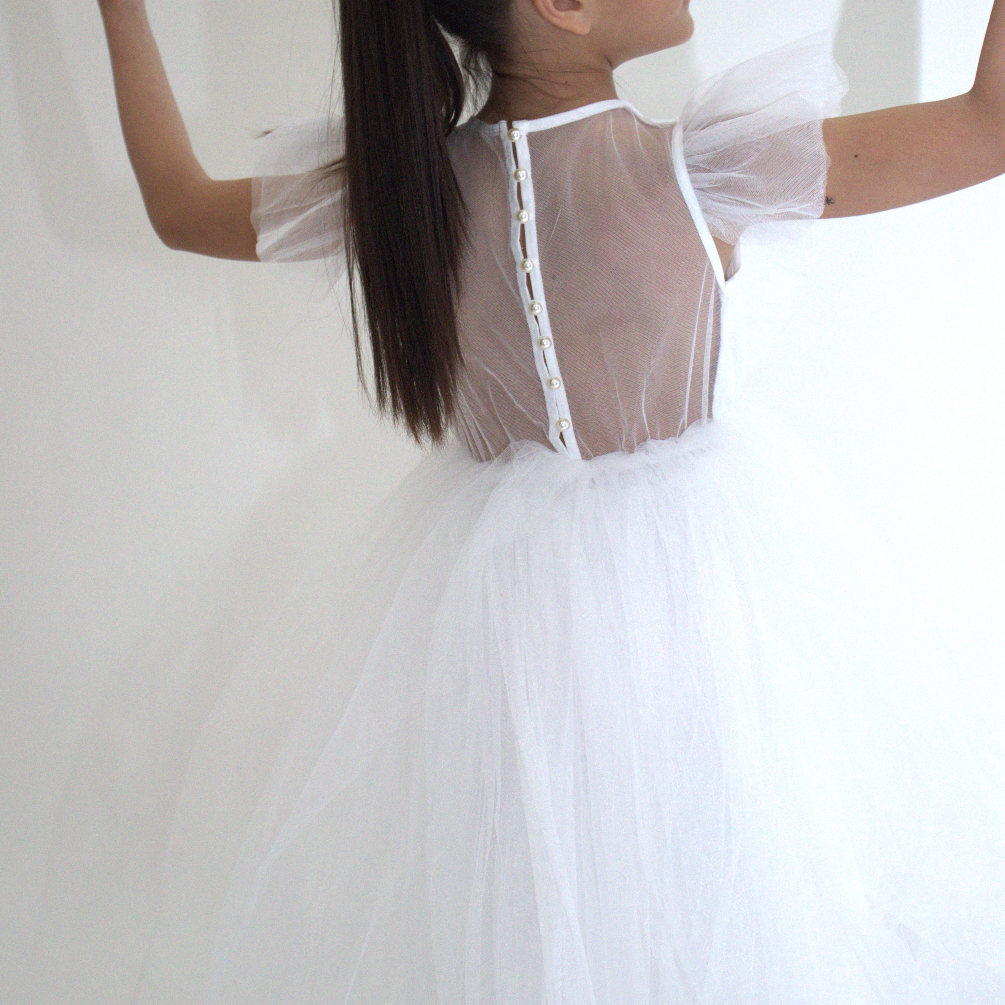 Robe de cérémonie CLARA - Blanche - Taille: 130 cm(7/8 ans) — accessoire enfant Yuko B.
