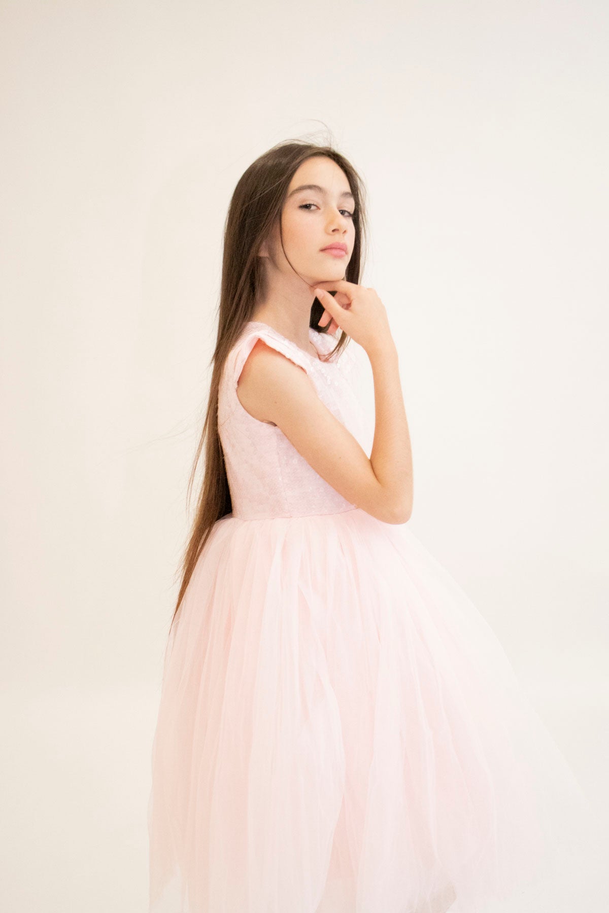 Robe de cérémonie FIONA Rose - Taille 150cm (9/10 ans) zoom matière — Yuko B.