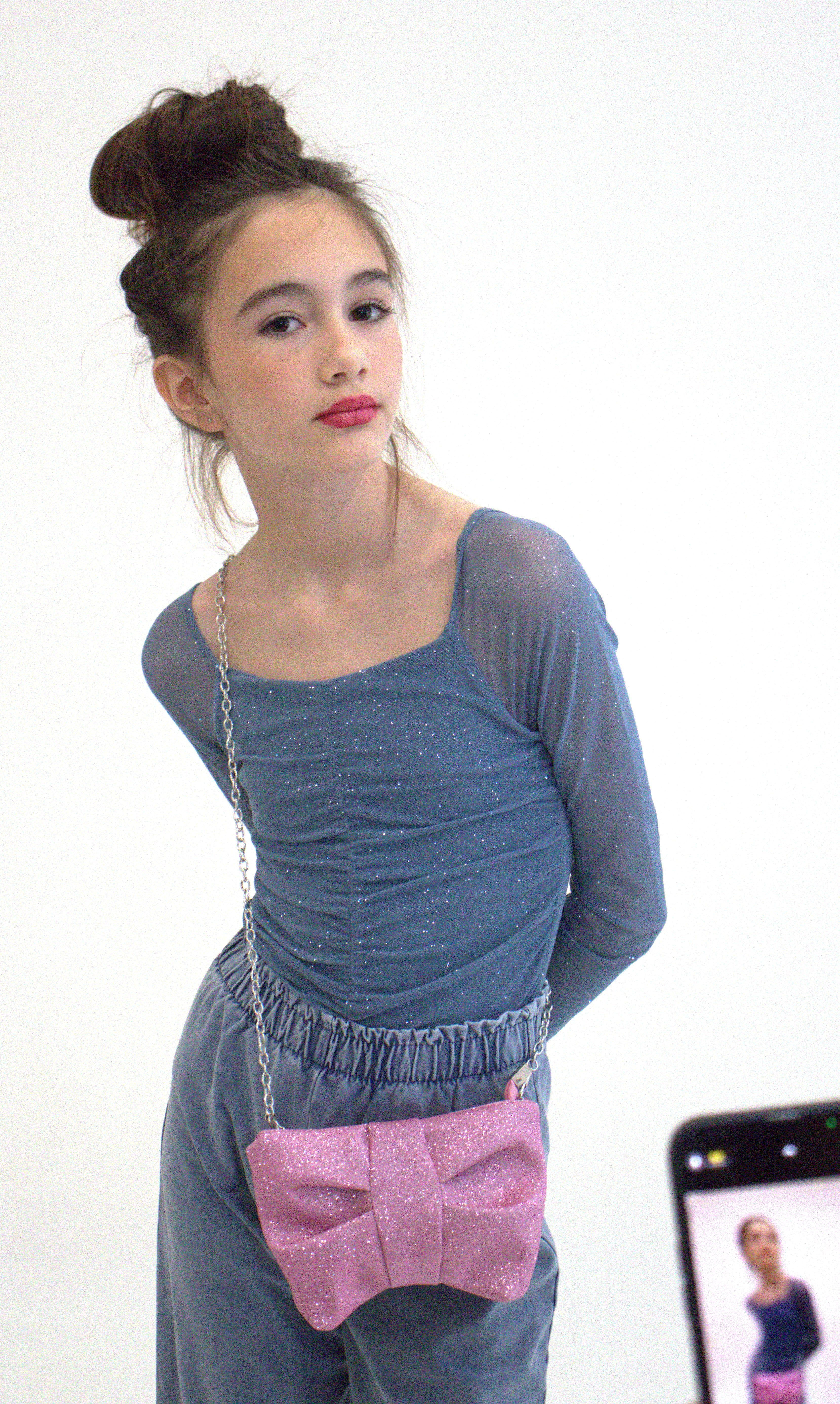 Sac bandoulière Moon - Rose Pailleté Glitter zoom matière — Yuko B.