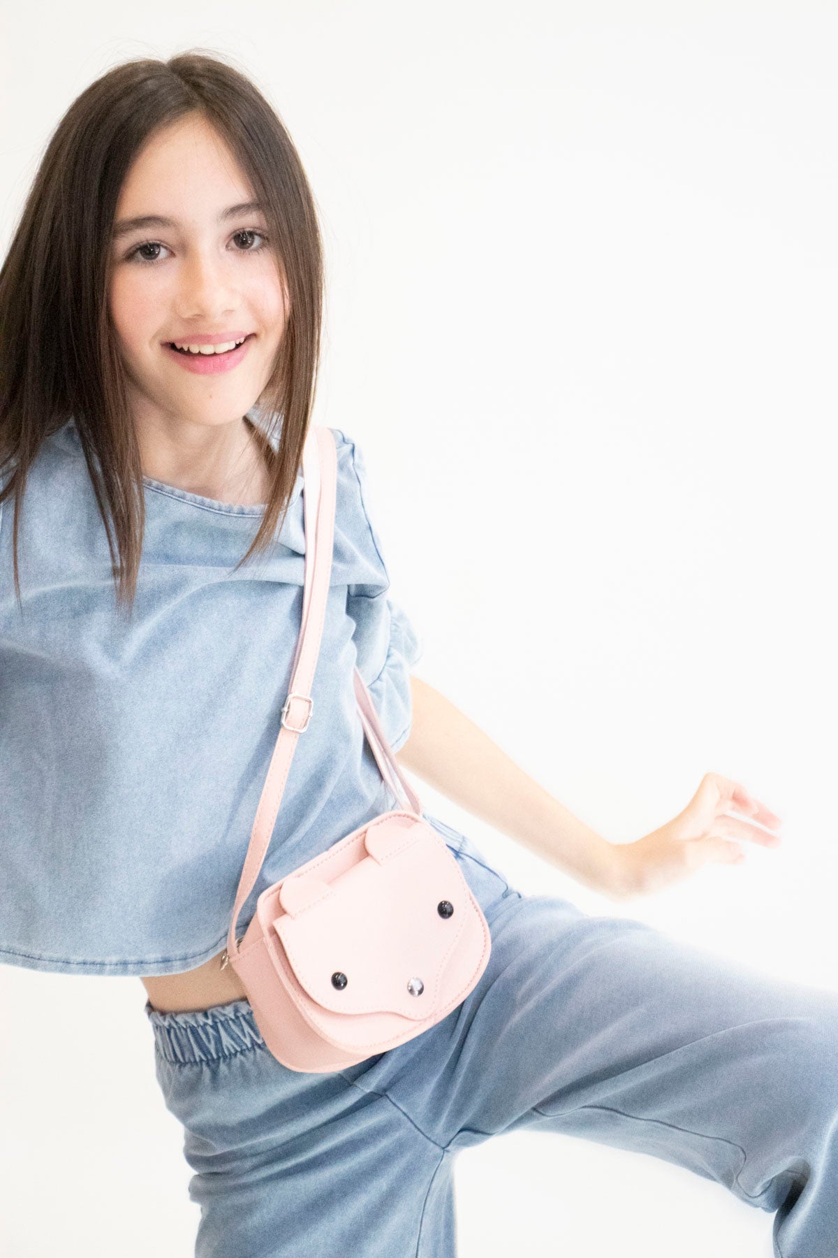 Sac bandoulière enfant - Sam le petit Renardeau Rose lifestyle — enfant Yuko B.
