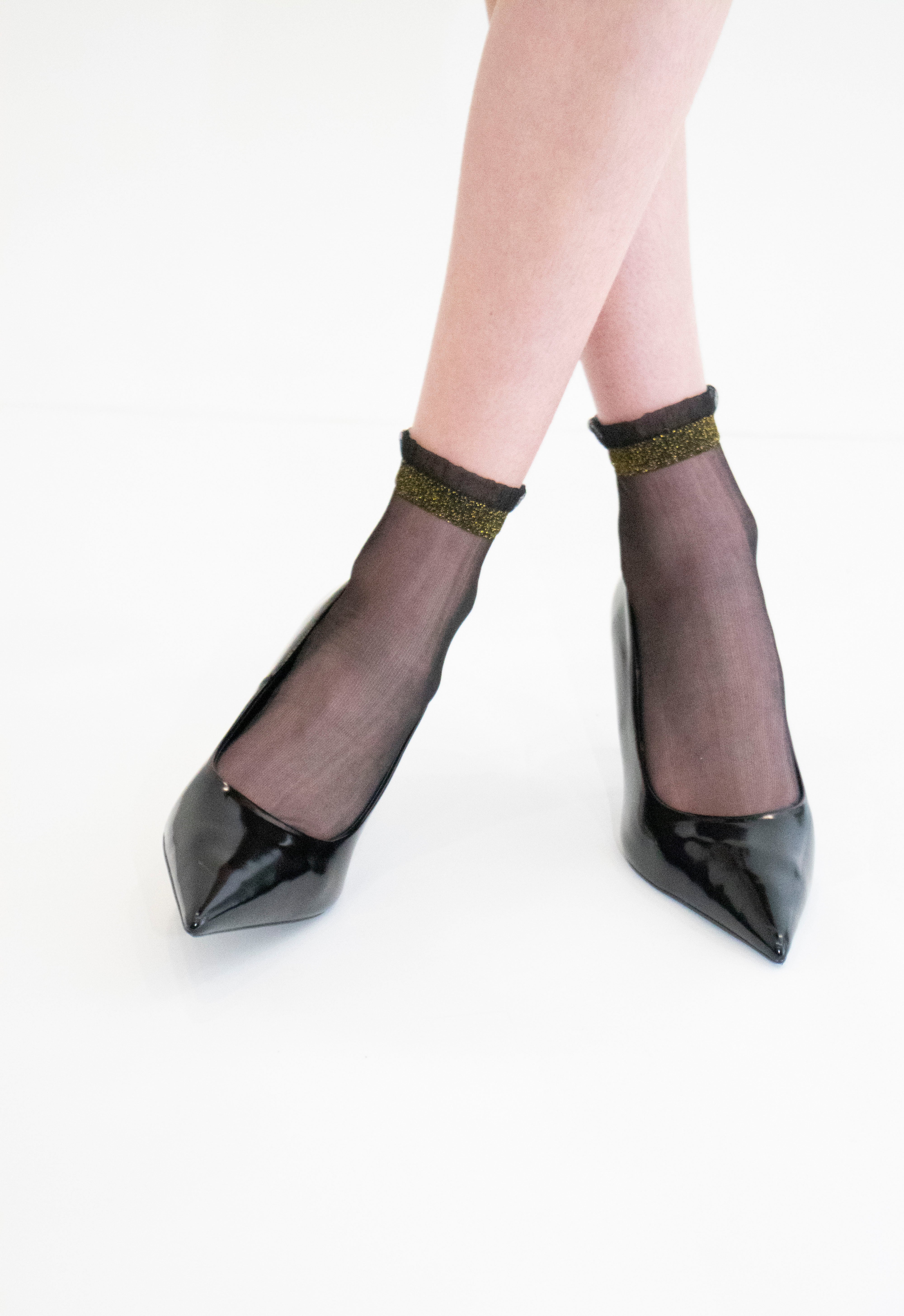 Shine - Gold - La chaussette femme en voile ultra-résistant — accessoire enfant Yuko B.