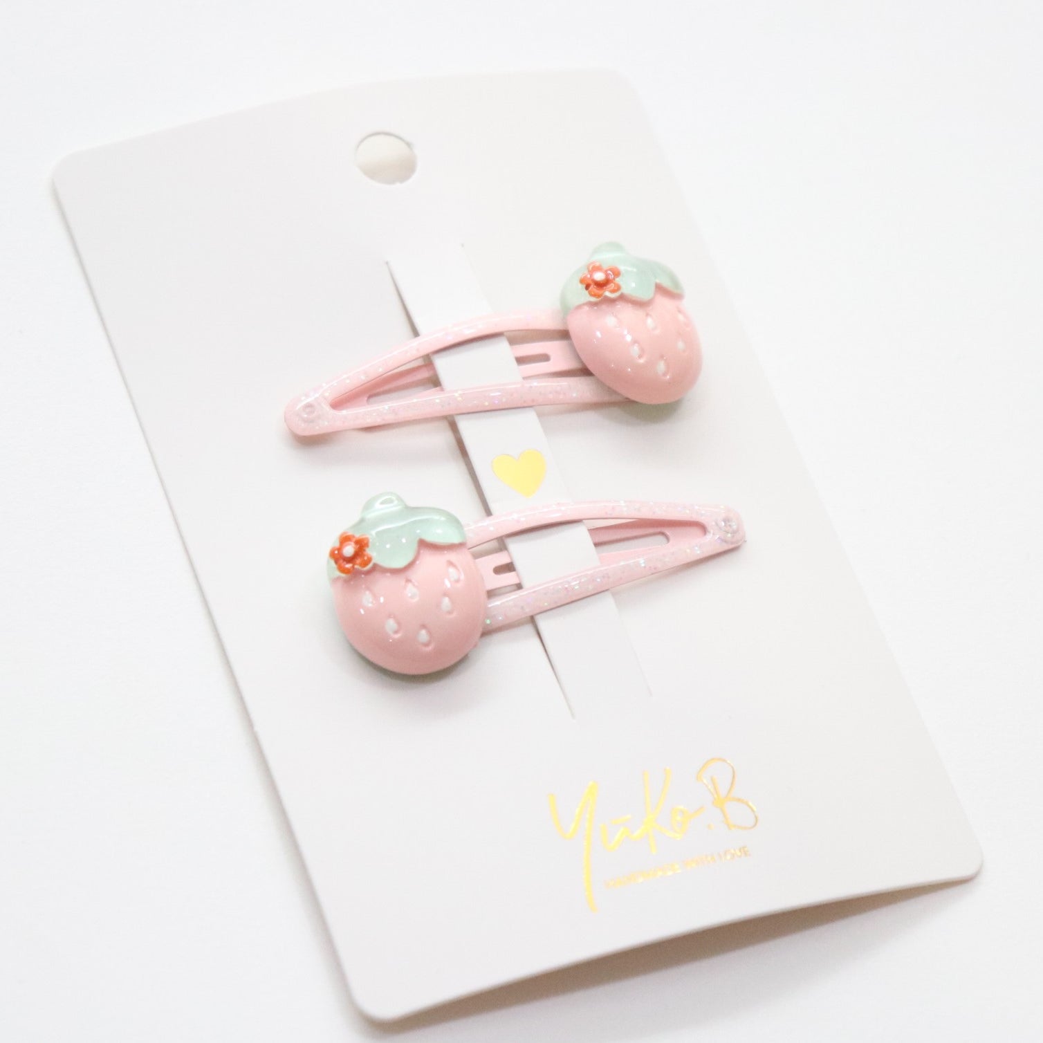 Barrettes Strawberries - Jolies fraises lifestyle — enfant Yuko B.